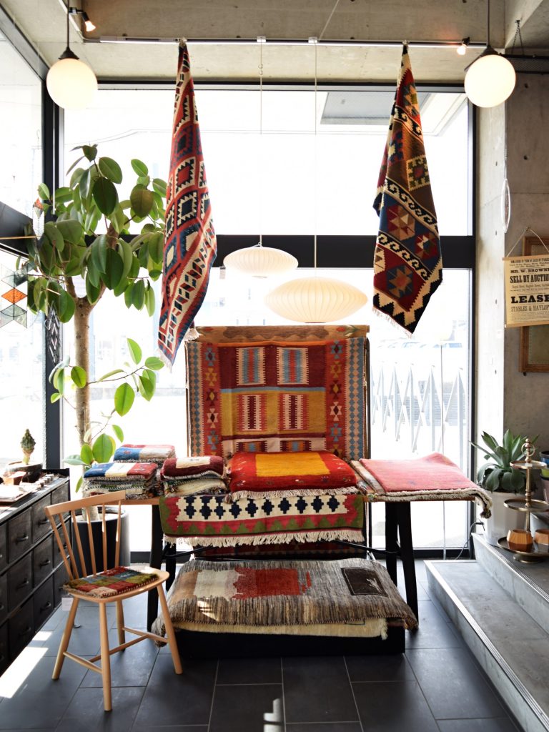 ギャベ キリム ペルシャ絨毯etc 絨毯大量入荷しました Flou 広島のインテリアショップ フロウ